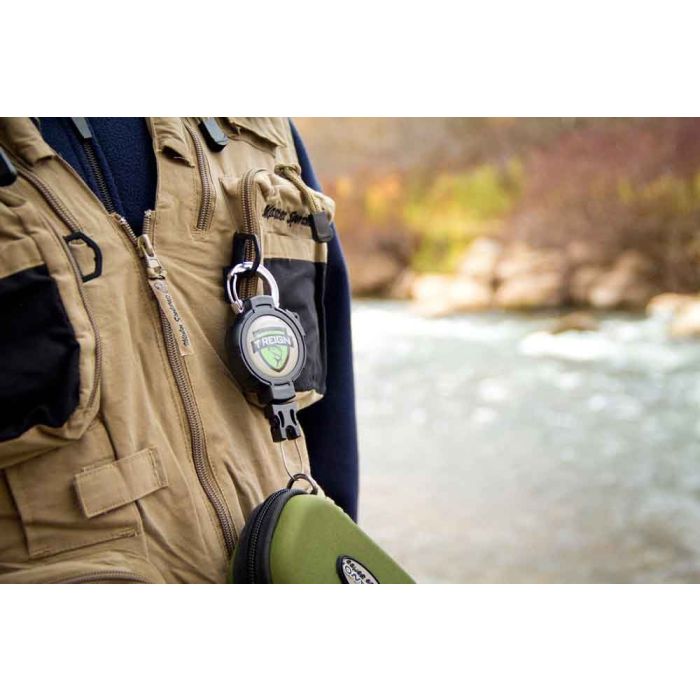 T-REIGN Large Retractable Gear Tether